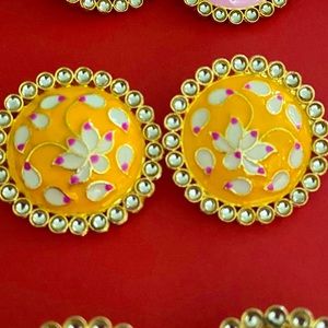 Meenakaari, polki and kundan Pakistani earrings